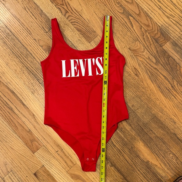 Levi's Vibrant Red Bodysuit Size: Medium - Picture 5 of 5